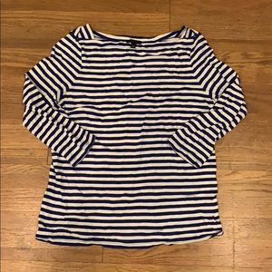 Striped, square neck 3/4 sleeve shirt